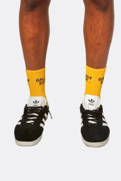 CLEAN YELLOW SOCKS
